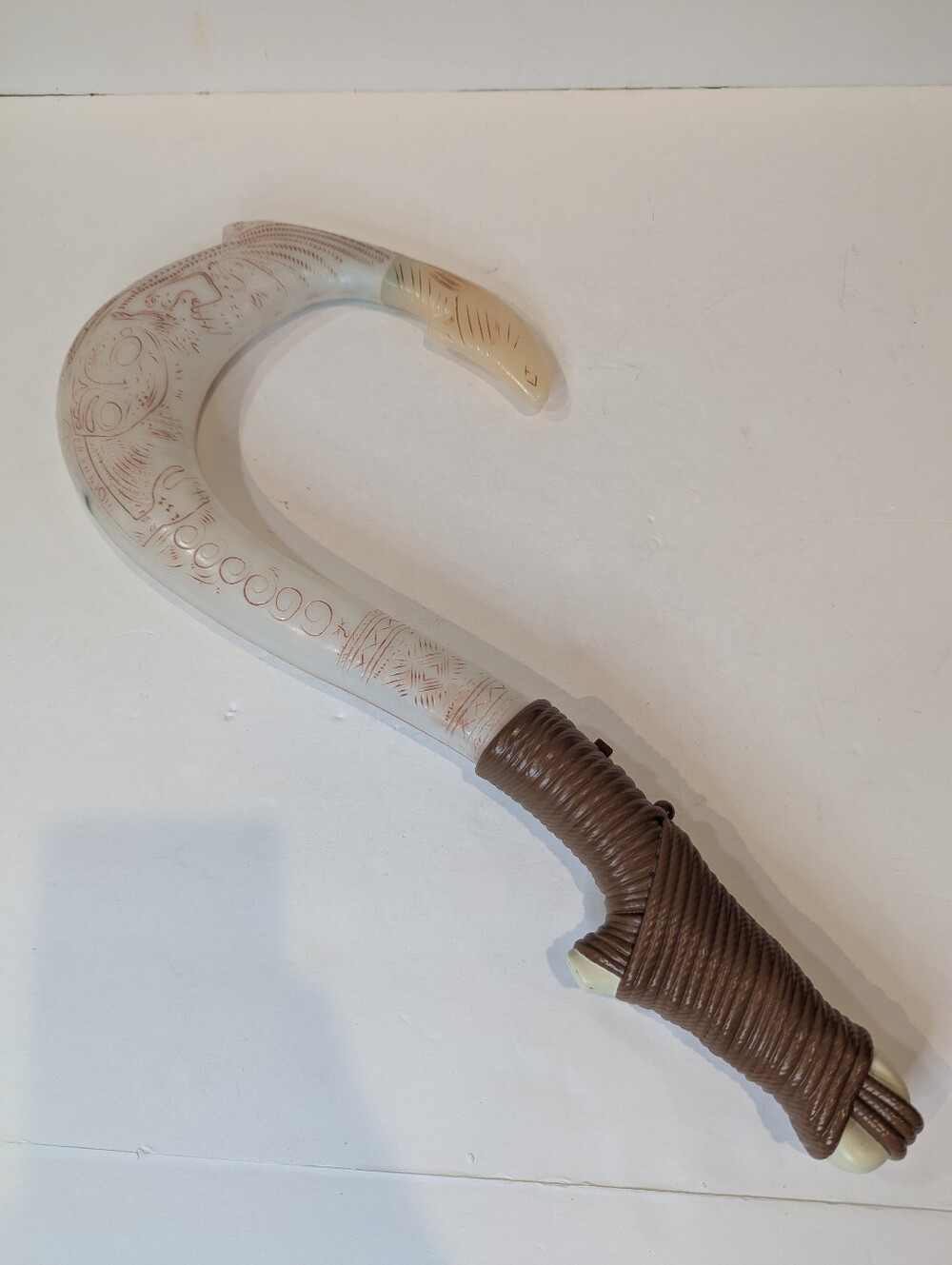 Disney Moana Maui Magical Fish Hook Toy with Sounds and Lights 20"